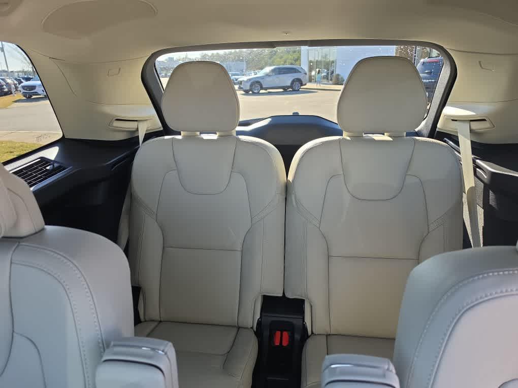 2026 Volvo XC90 B6 ULTRA DARK THEME 6-SEATER — фото 26
