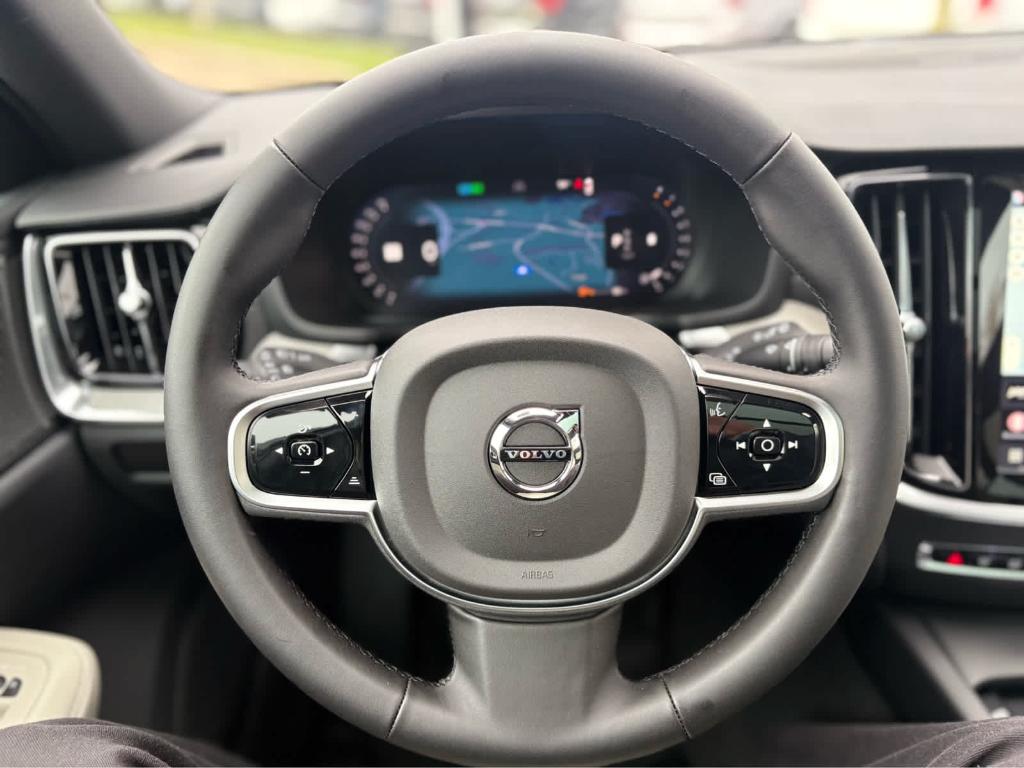 2026 Volvo V60 CROSS COUNTRY B5 ULTRA — миниатюра 13