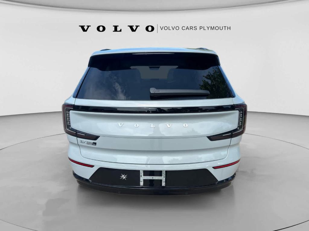 صورة 8 لـ 2025 Volvo EX90 TWIN MOTOR ULTRA