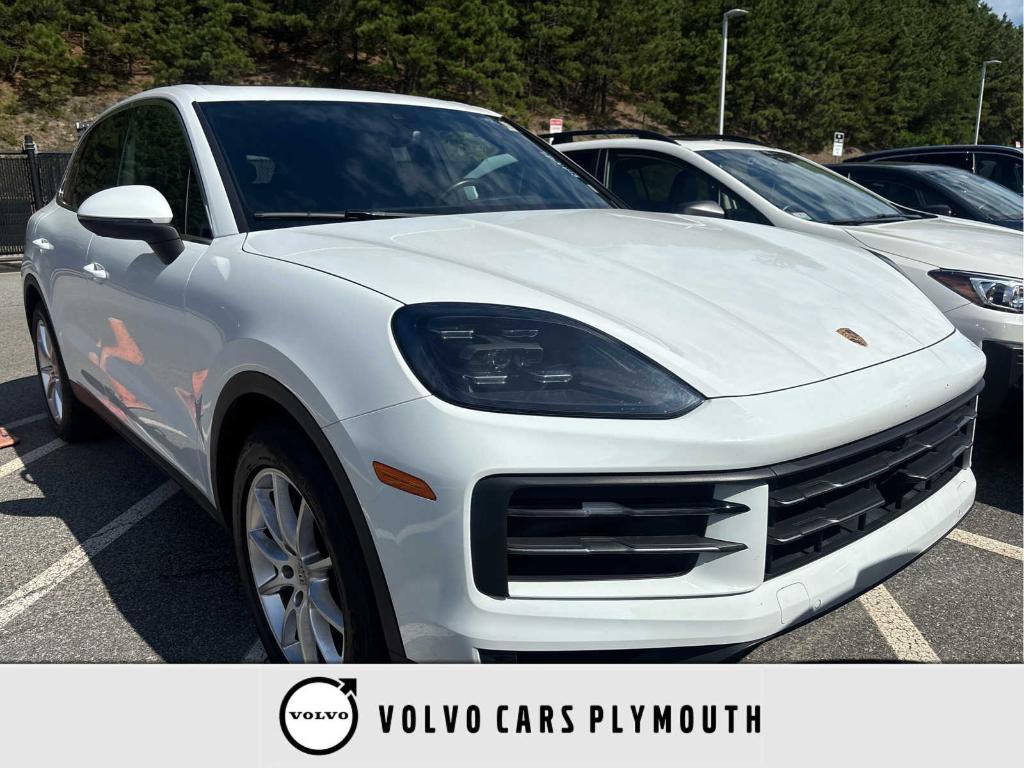Porsche Cayenne main image