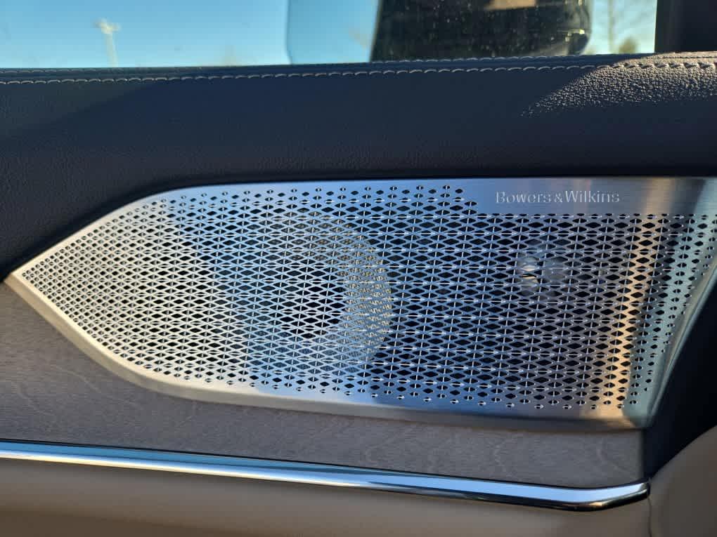 2026 Volvo EX90 ULTRA thumbnail 21