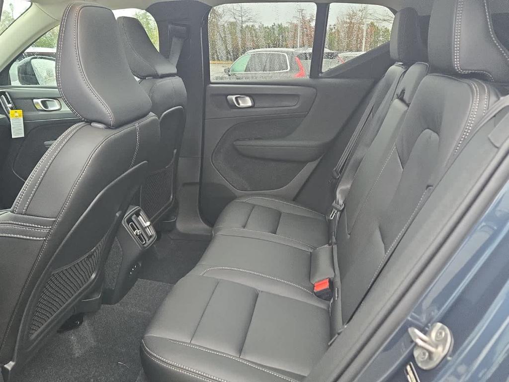 صورة مصغرة 23 لـ 2026 Volvo XC40 B5 CORE