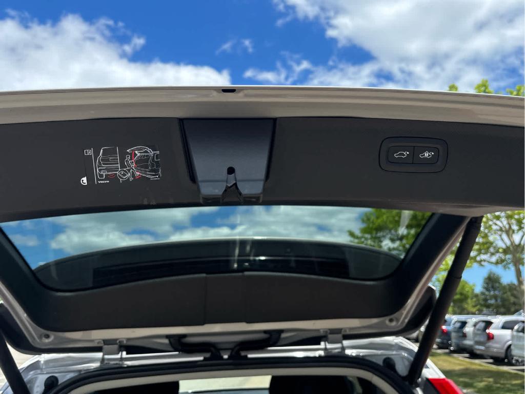 2023 Volvo XC90 B5 PLUS 照片 8