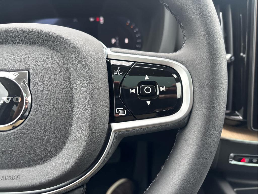 صورة مصغرة 21 لـ 2026 Volvo XC60 B5 PLUS