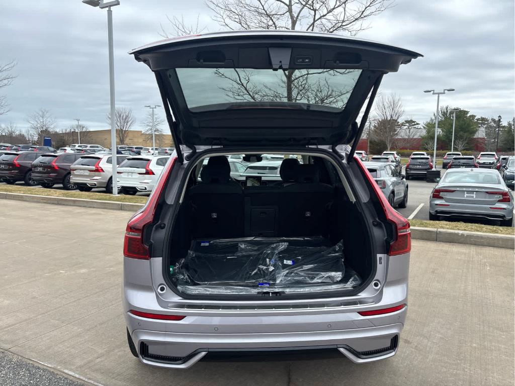 صورة 7 لـ 2026 Volvo XC60 B5 PLUS