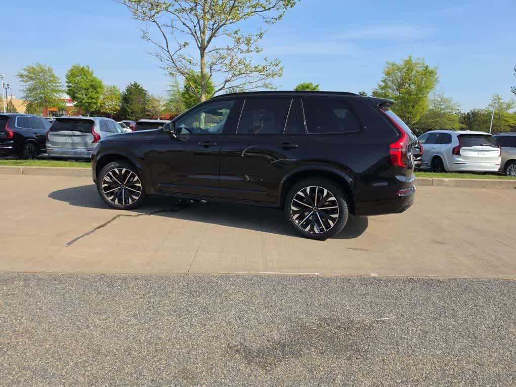 صورة 4 لـ 2026 VOLVO XC90 B6 ULTRA DARK THEME 6-SEATER