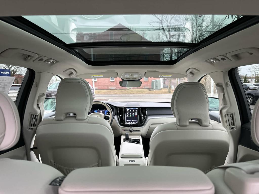 2024 Volvo XC60 B5 CORE DARK THEME 缩略图 21