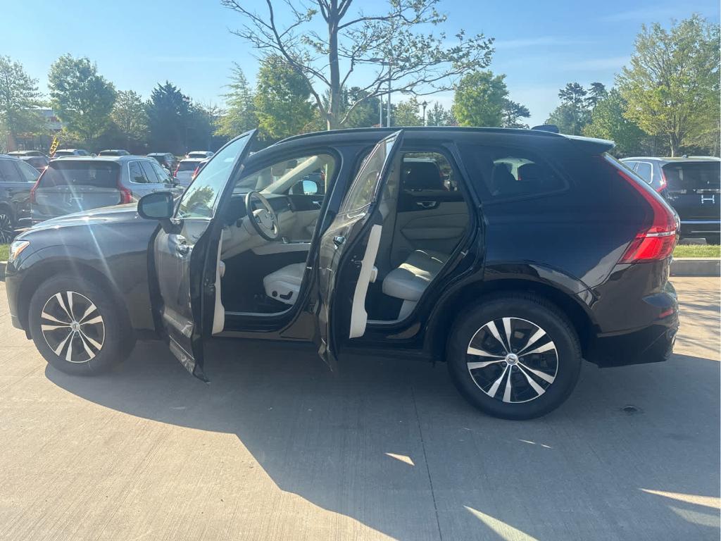 2024 Volvo XC60 B5 CORE DARK THEME 缩略图 35