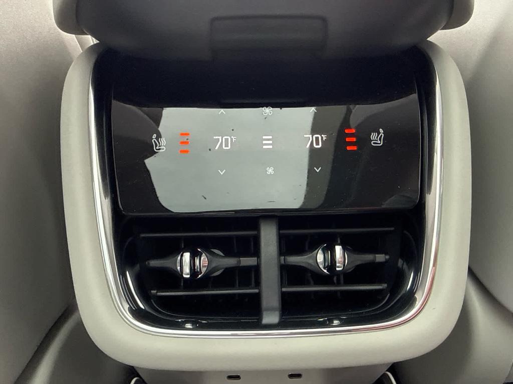 صورة مصغرة 29 لـ 2026 Volvo EX90 PLUS