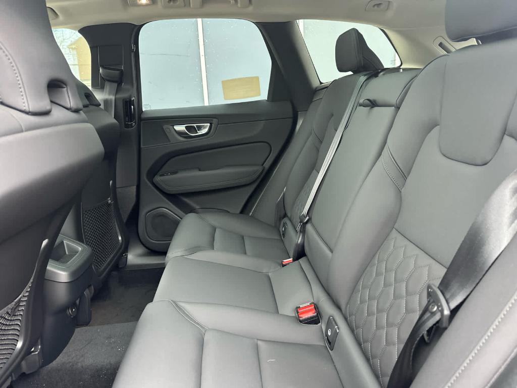 2026 Volvo XC60 B5 PLUS 缩略图 21