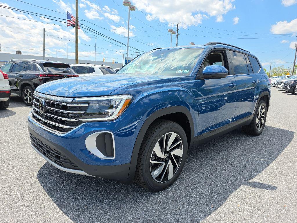 New 2026 Volkswagen Atlas 2.0T SE w/Technology 4MOTION