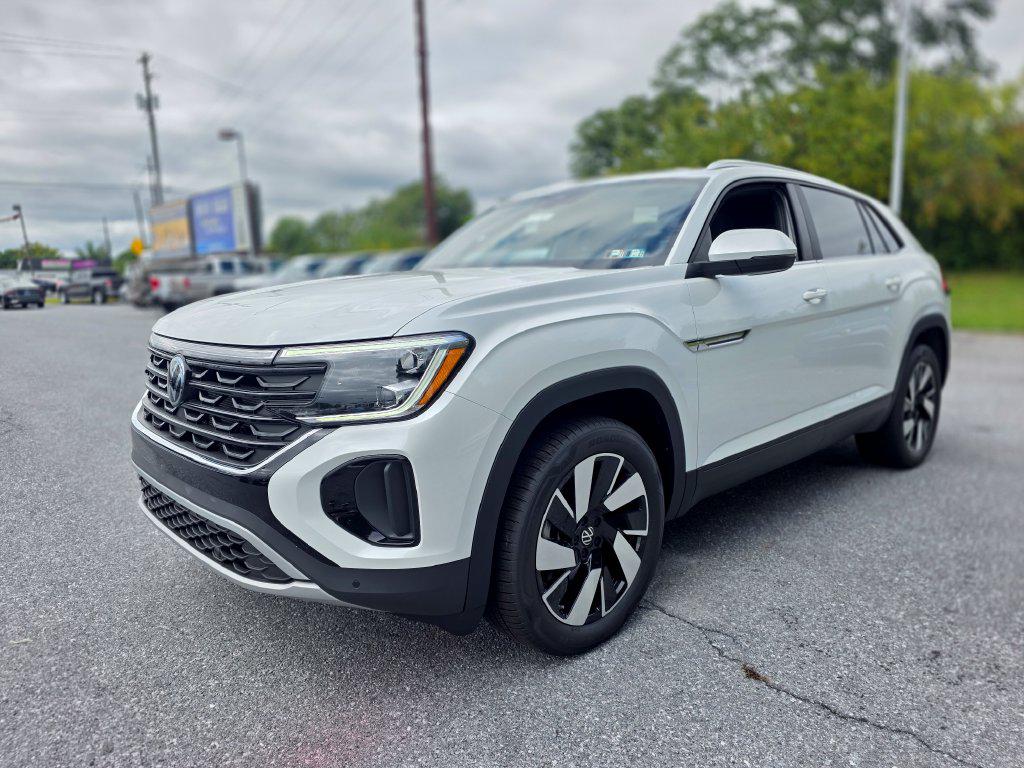 New 2026 Volkswagen Atlas Cross Sport 2.0T SE w/Technology 4MOTION