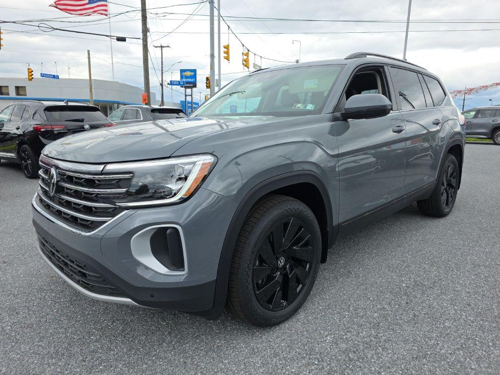 New 2026 Volkswagen Atlas 2.0T SE w/Technology 4MOTION