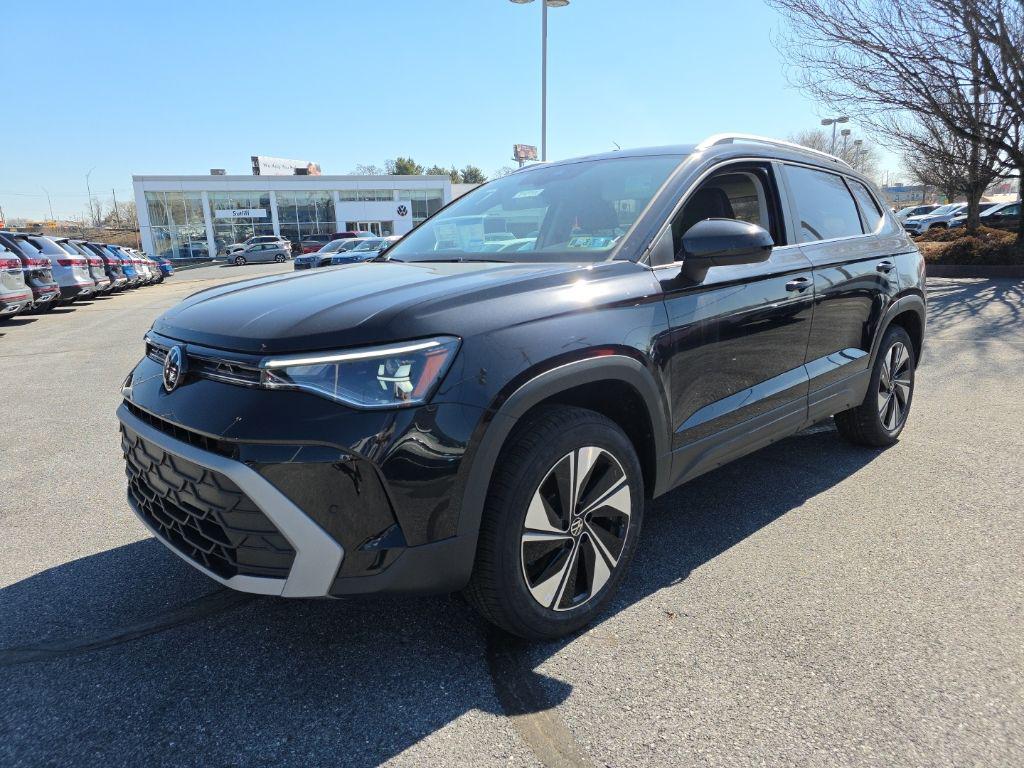 New 2026 Volkswagen Taos SE