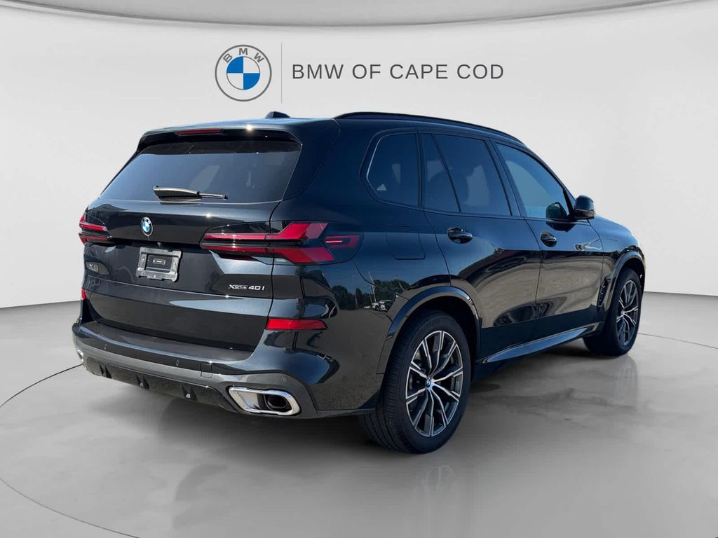 صورة 7 لـ 2026 BMW X5 XDRIVE40I