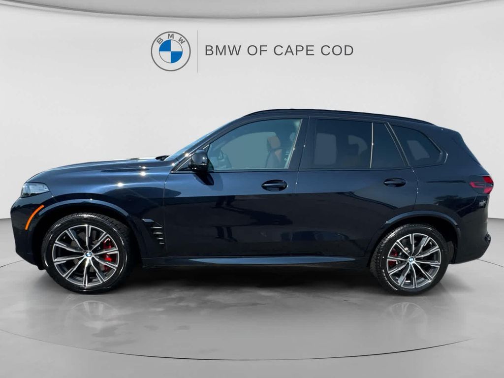 2026 BMW X5 M60I — фото 5