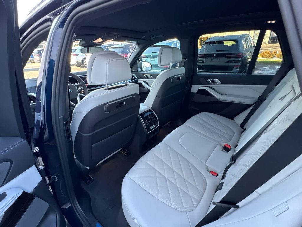 صورة مصغرة 13 لـ 2026 BMW X5 PHEV XDRIVE50E