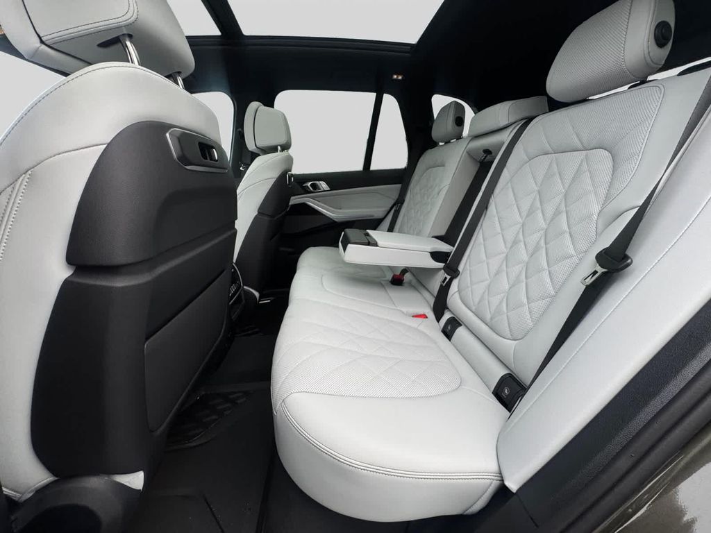 صورة مصغرة 18 لـ 2026 BMW X5 PHEV XDRIVE50E