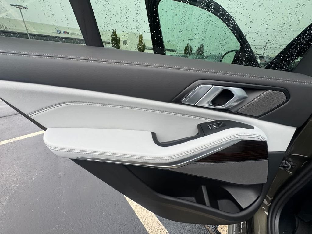 صورة مصغرة 19 لـ 2026 BMW X5 PHEV XDRIVE50E