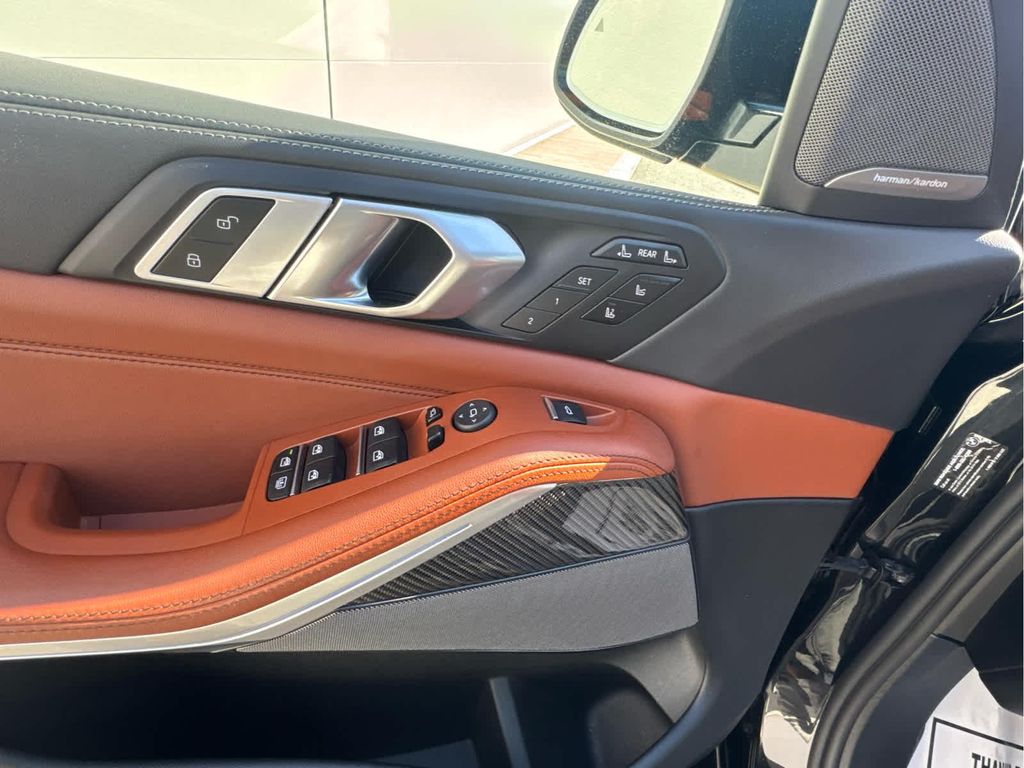 2026 BMW X7 M60I — миниатюра 15