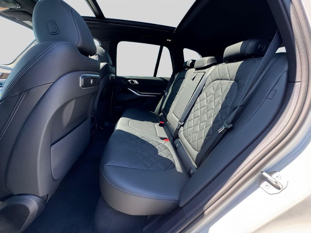 2026 BMW X5 XDRIVE40I 缩略图 17
