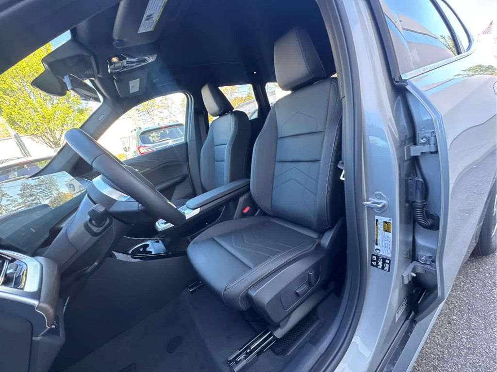 2026 BMW X1 XDRIVE28I — миниатюра 11