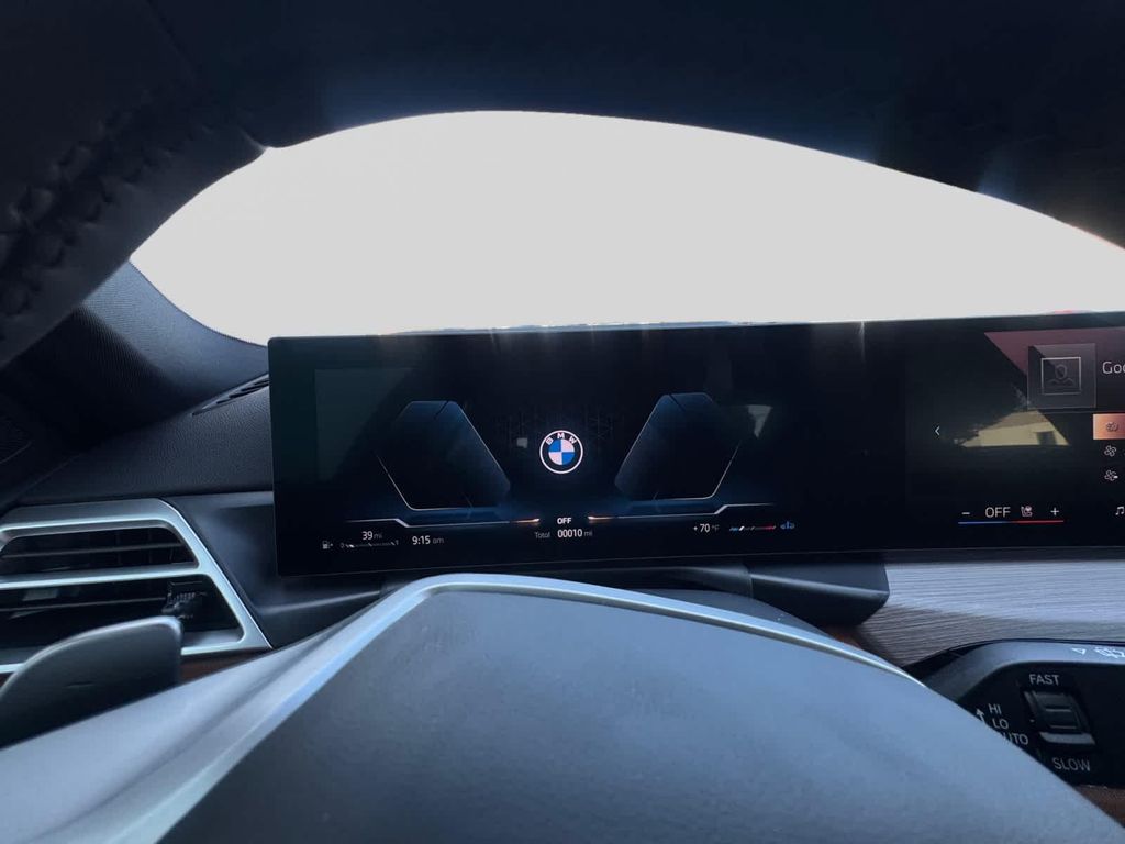 صورة مصغرة 12 لـ 2026 BMW 330 XDRIVE NA