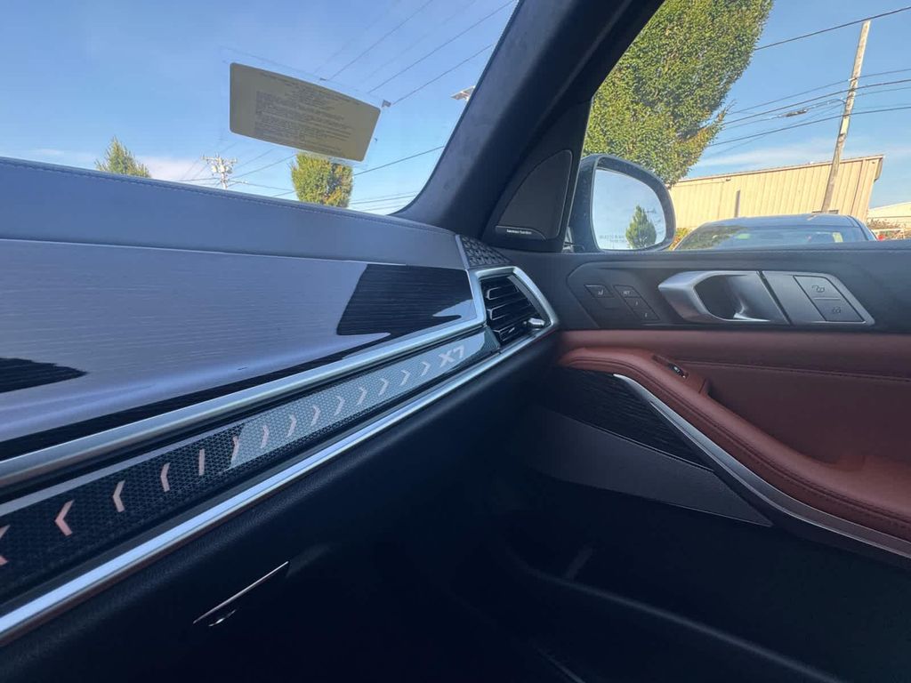 2027 BMW X7 XDRIVE40I 缩略图 27