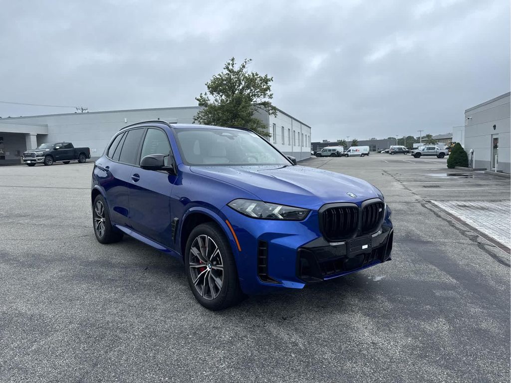 صورة 2 لـ 2026 BMW X5 M60I