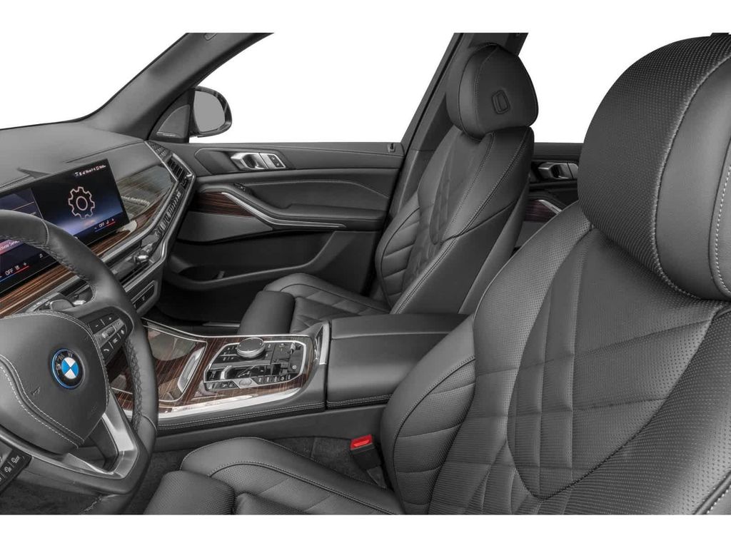 صورة 6 لـ 2026 BMW X5 PHEV XDRIVE50E