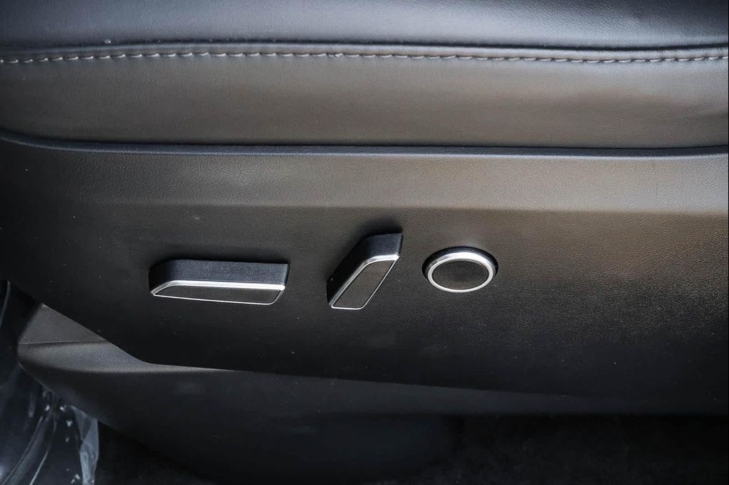 2024 Tesla MODEL X LONG RANGE thumbnail 27