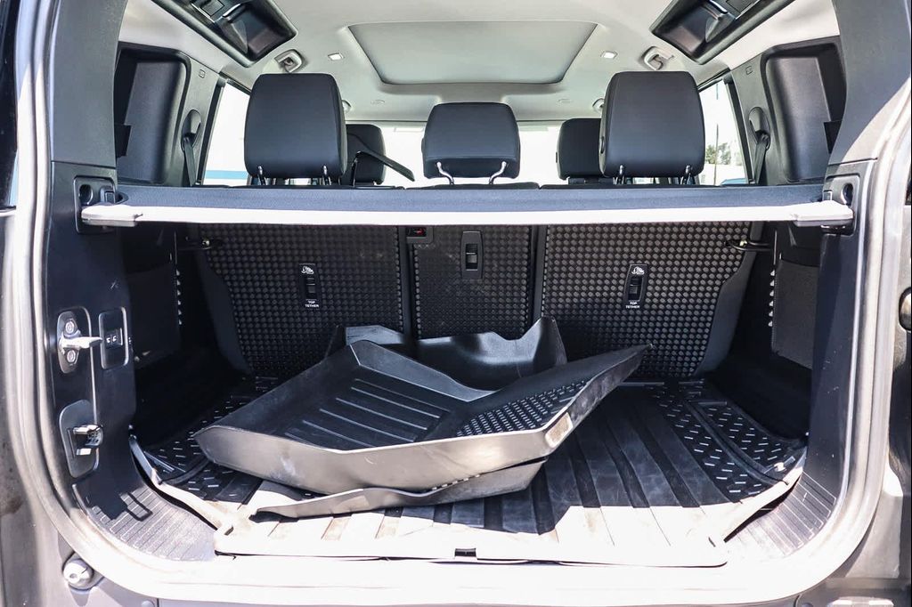 2025 LAND Rover DEFENDER 110 P400 X-DYNAMIC SE 缩略图 24