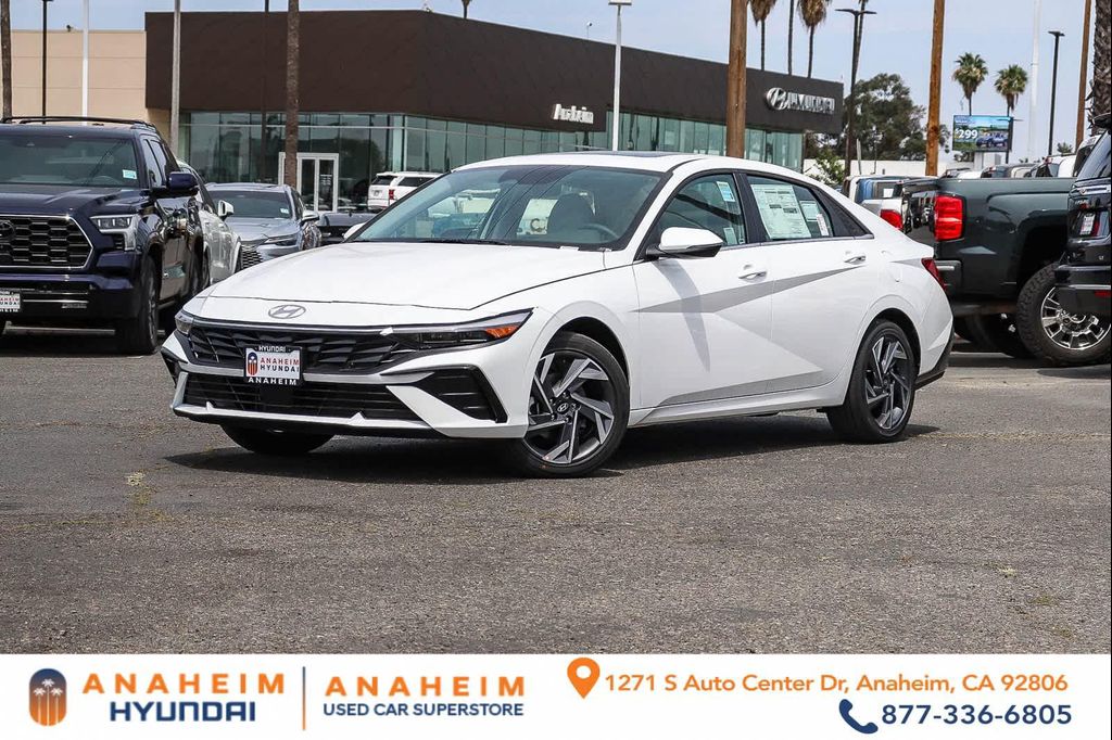 New 2026 Hyundai ELANTRA HEV Limited