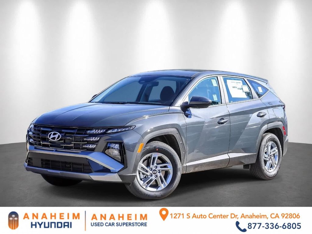 New 2026 Hyundai TUCSON SE