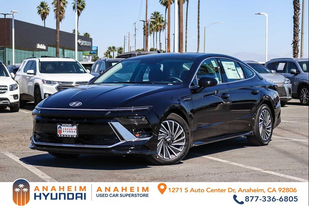 New 2026 Hyundai SONATA Hybrid SE