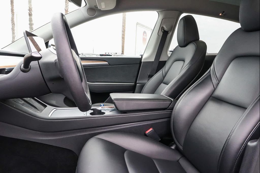 2023 Tesla MODEL Y — миниатюра 23
