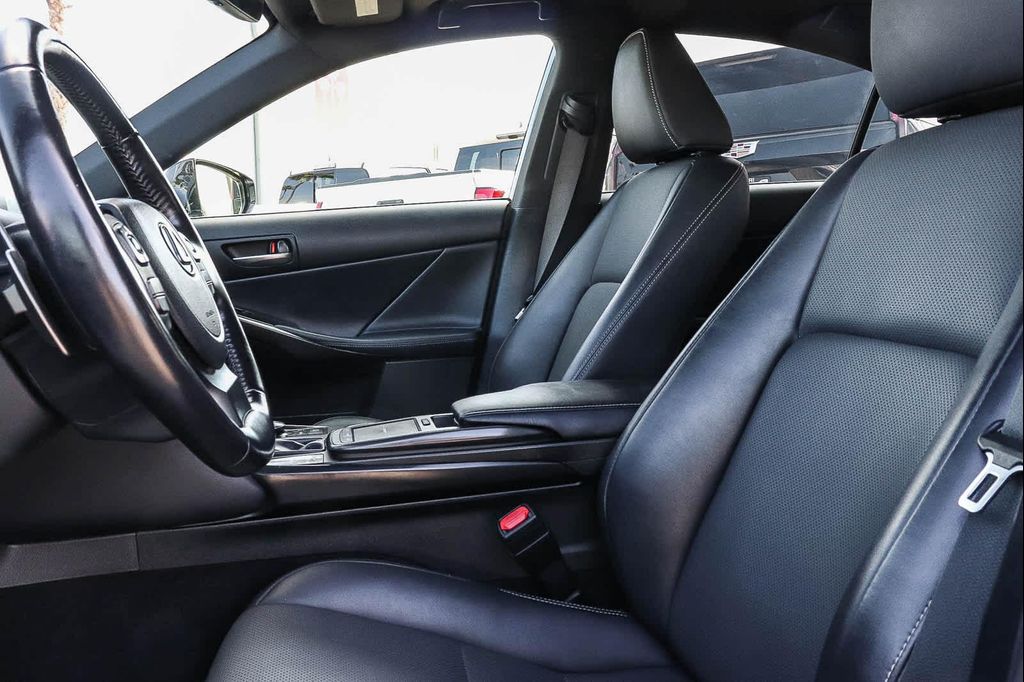 2021 Lexus IS 300 BASE 缩略图 28