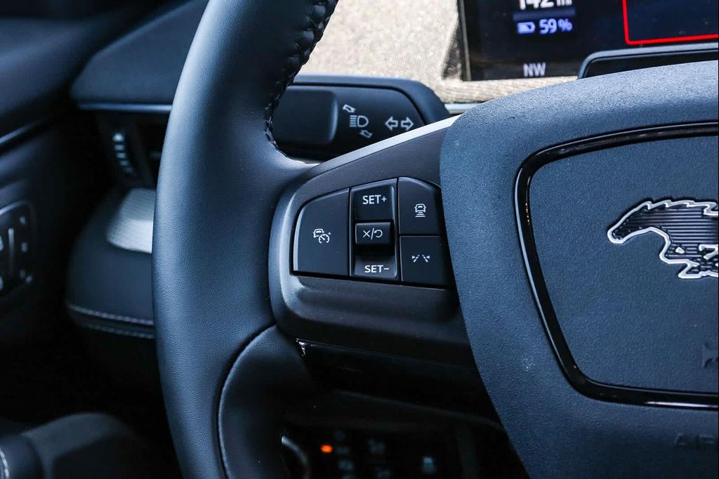 2023 FORD MUSTANG MACH-E CALIFORNIA ROUTE 1 — миниатюра 20