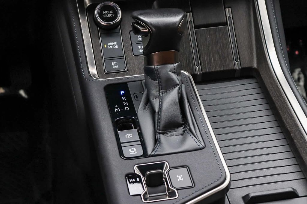 صورة مصغرة 23 لـ 2025 Lexus GX 550 PREMIUM+