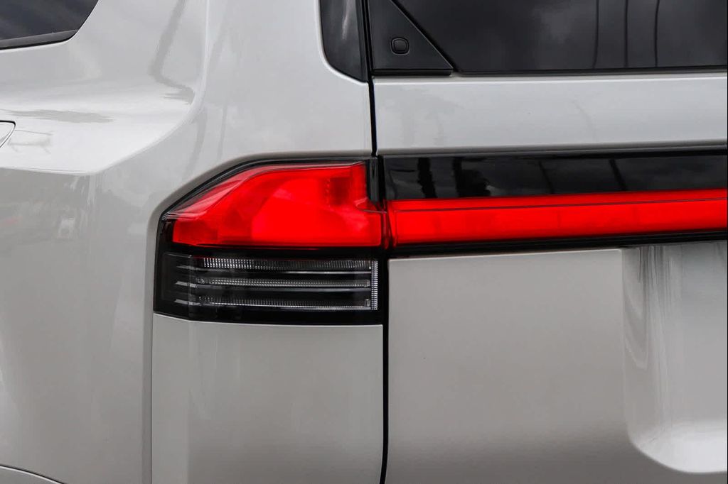 صورة مصغرة 11 لـ 2025 Lexus GX 550 PREMIUM+