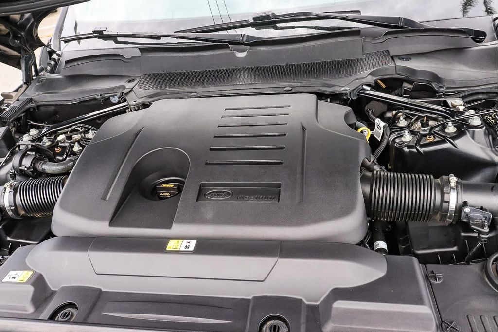 صورة مصغرة 36 لـ 2022 LAND Rover RANGE ROVER SPORT HST MHEV