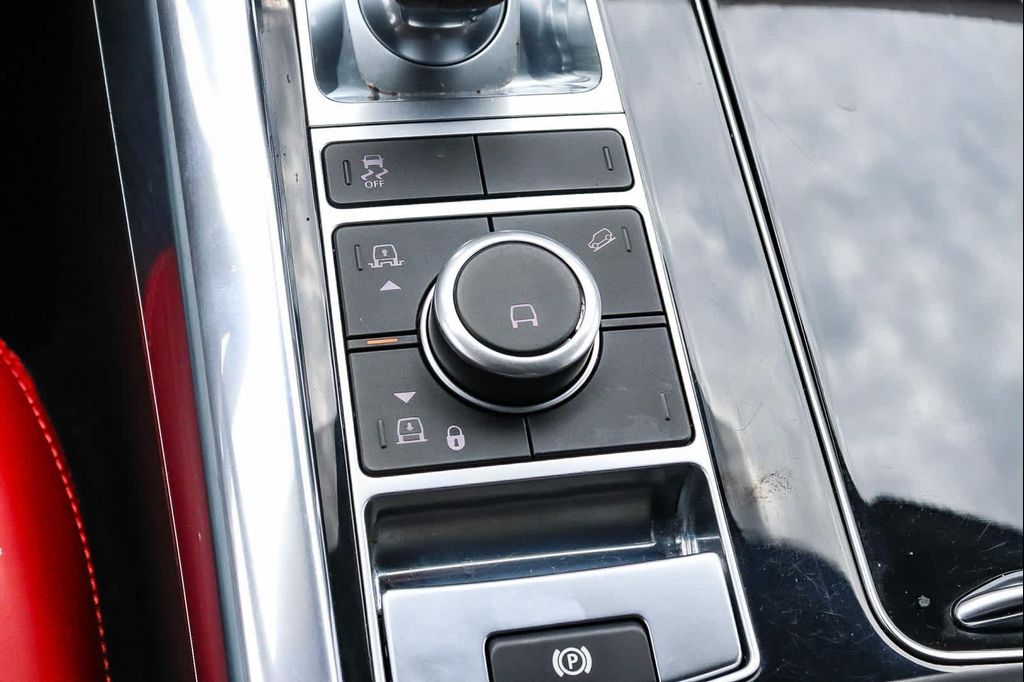 صورة مصغرة 34 لـ 2022 LAND Rover RANGE ROVER SPORT HST MHEV