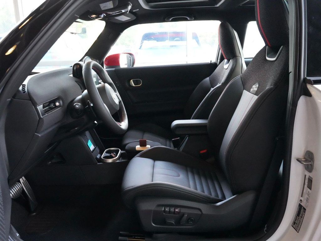 صورة 2 لـ 2026 MINI HARDTOP JOHN COOPER WORKS