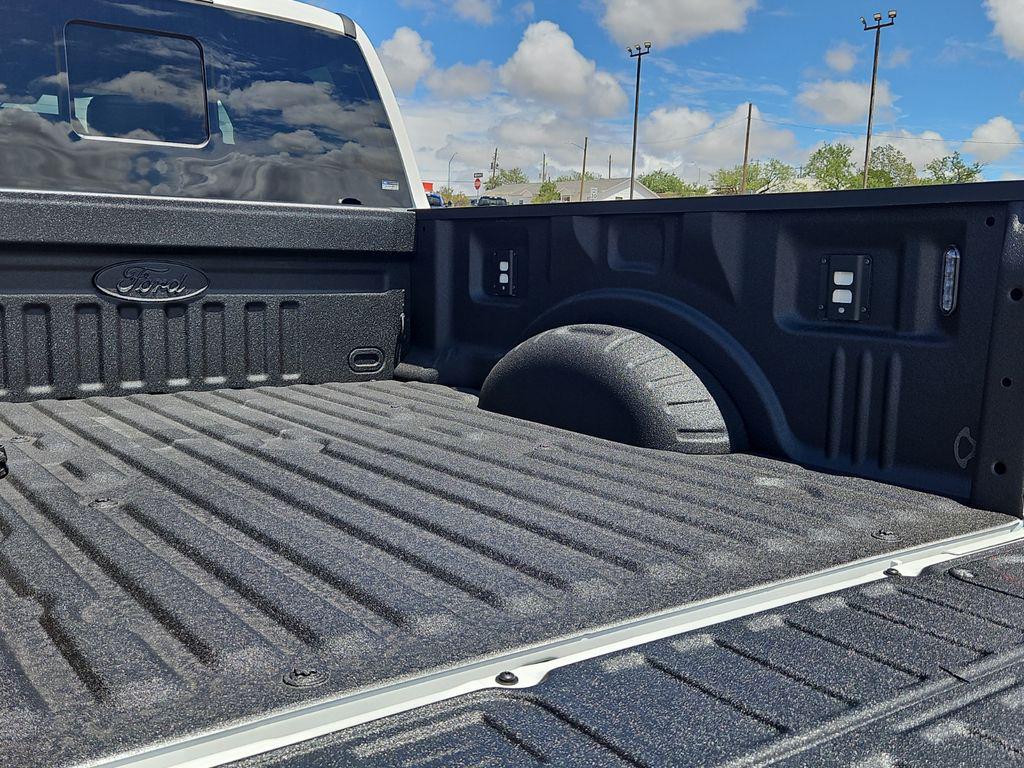 2026 FORD F-250 KING RANCH 照片 9