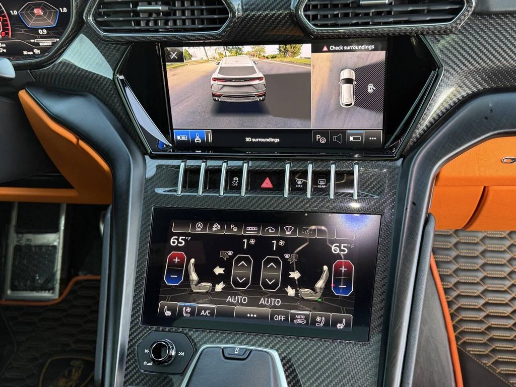 2022 Lamborghini URUS GRAPHITE CAPSULE 缩略图 31