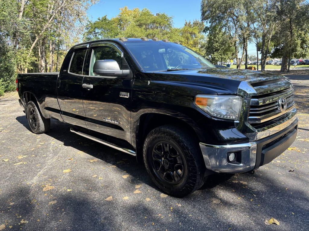 2016 Toyota Tundra SR5