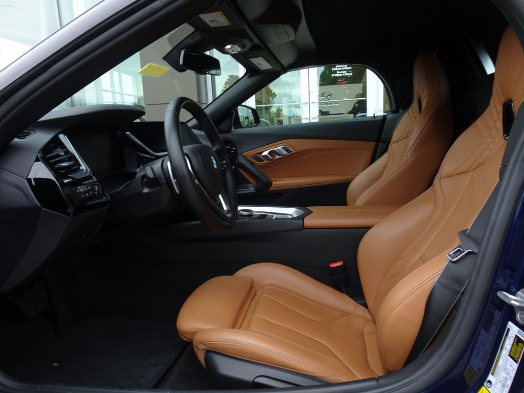 صورة 9 لـ 2020 BMW Z4 SDRIVE30I