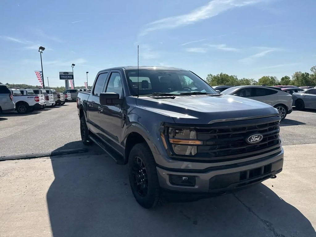 FORD F-150 XLT - 2