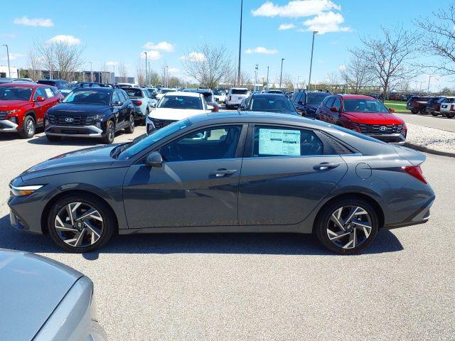 New 2026 Hyundai ELANTRA Limited