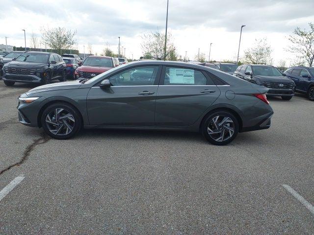 New 2026 Hyundai ELANTRA Limited